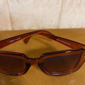 Stylish Brown Sunglasses for Women